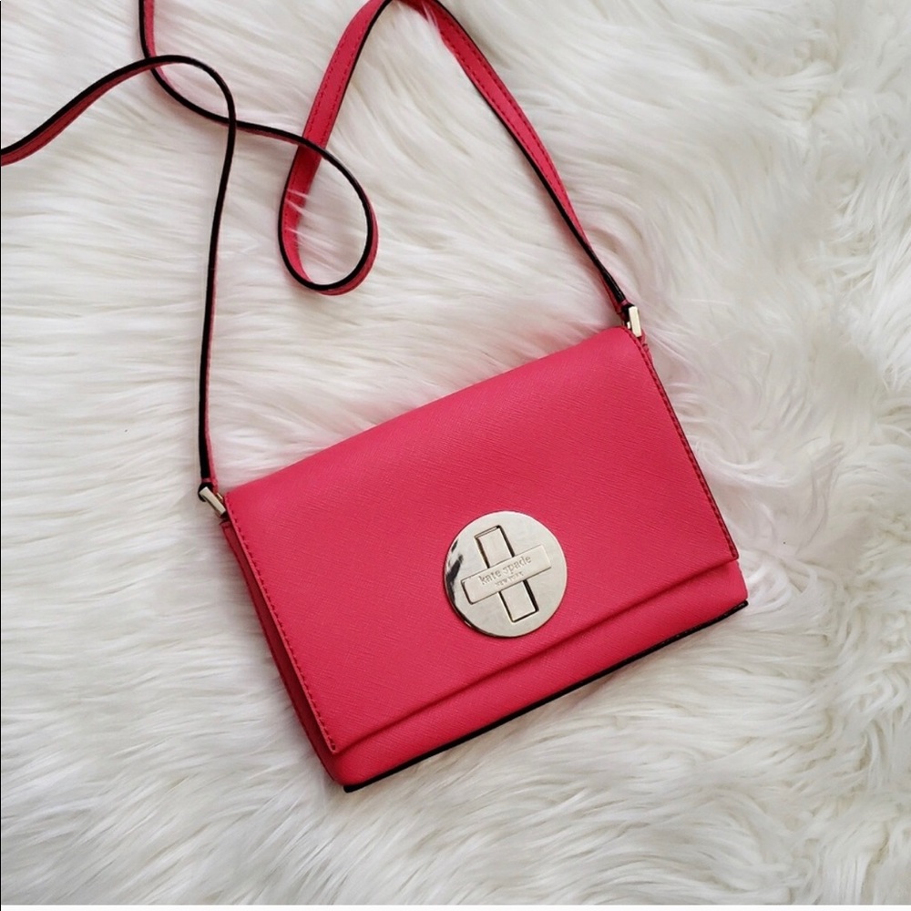 Gorgeous Kate Spade Crossbody. Never been used.